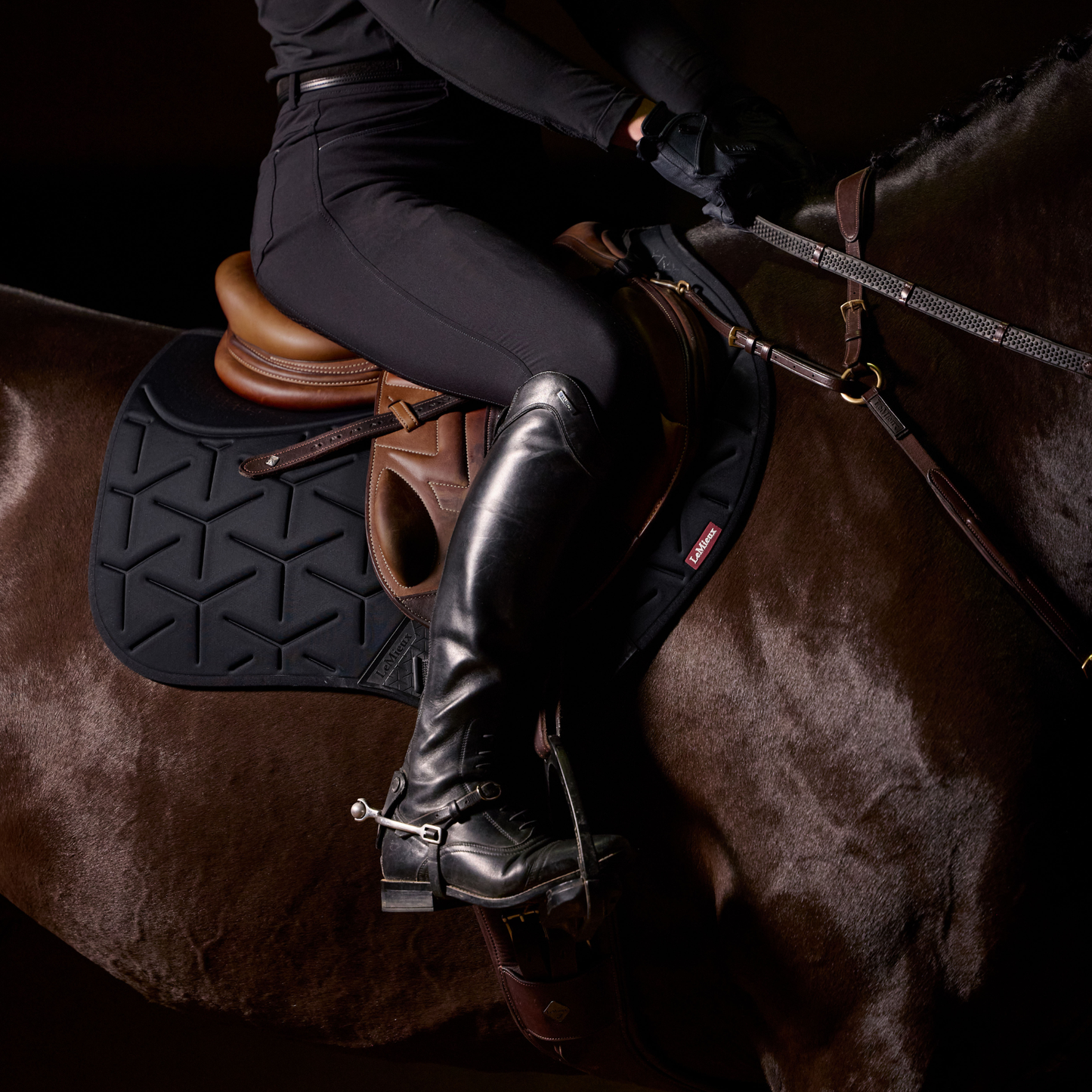 Lemieux ProForm Moulded Close Contact Pad Large