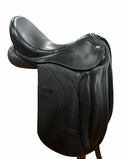 17.5” GFS MONARCH DRESSAGE