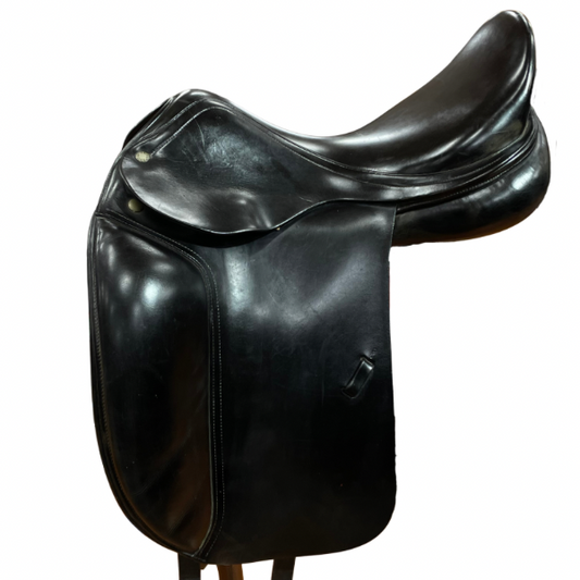 17” AMERIGO DRESSAGE