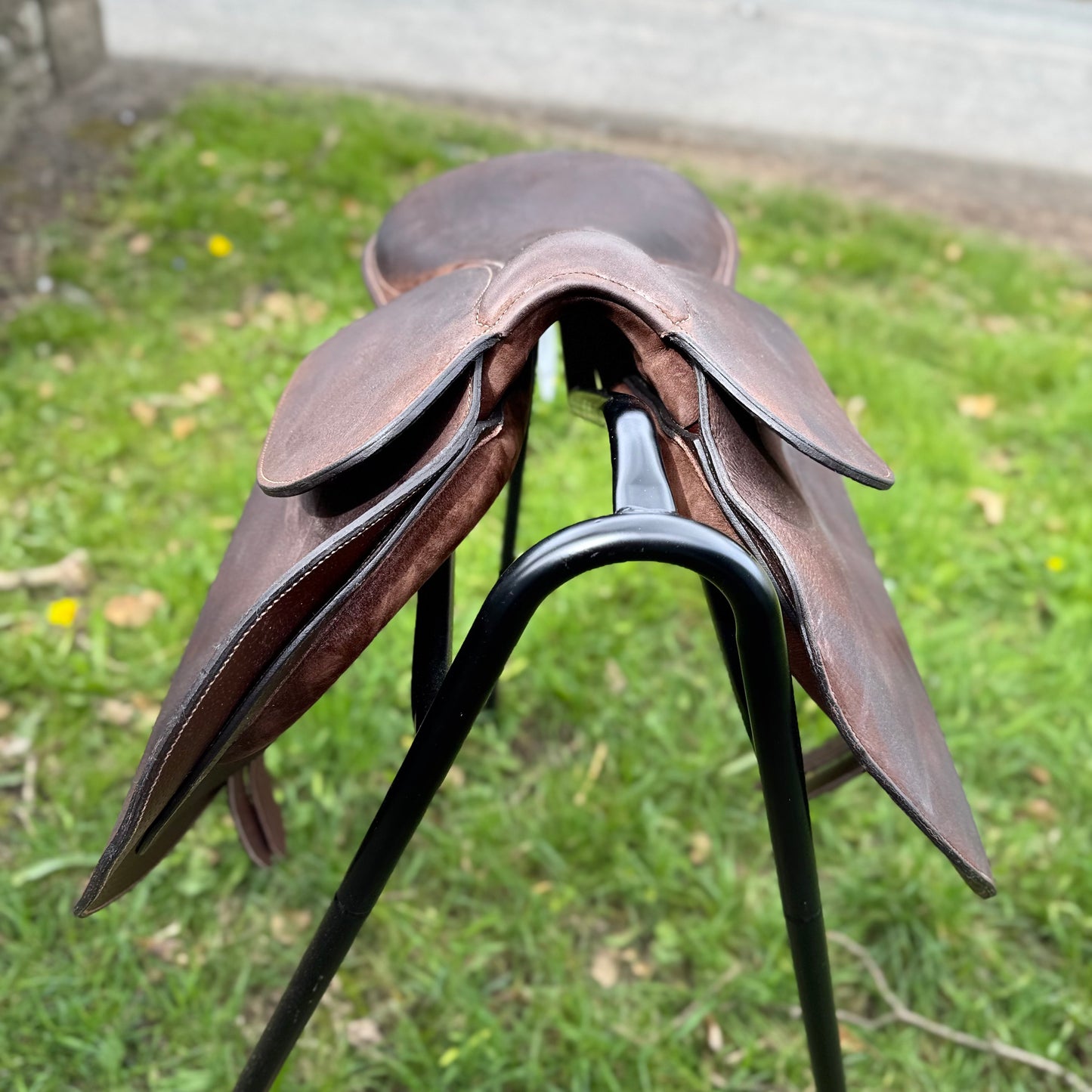 HS#3017 Race Suede Saddle Brown