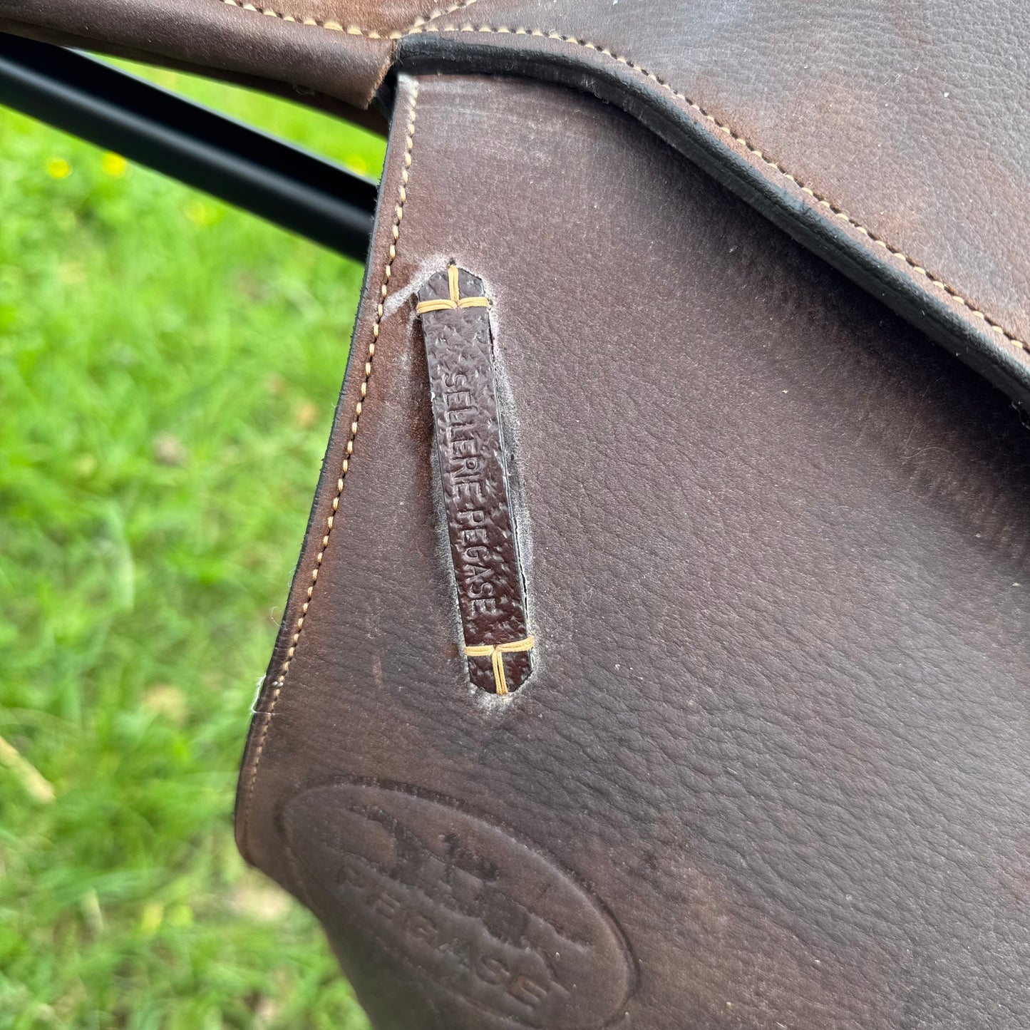 HS#3017 Race Suede Saddle Brown