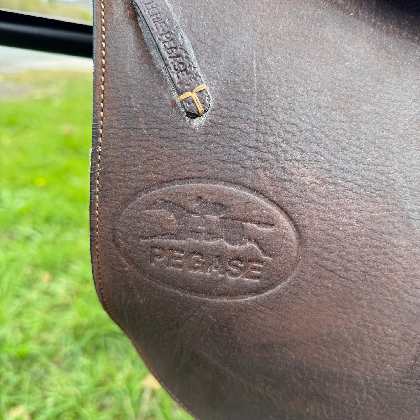 HS#3017 Race Suede Saddle Brown