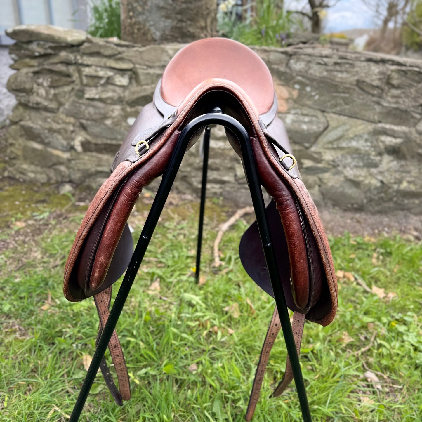 HS#3018 Crosby 17,5" Dressage Saddle