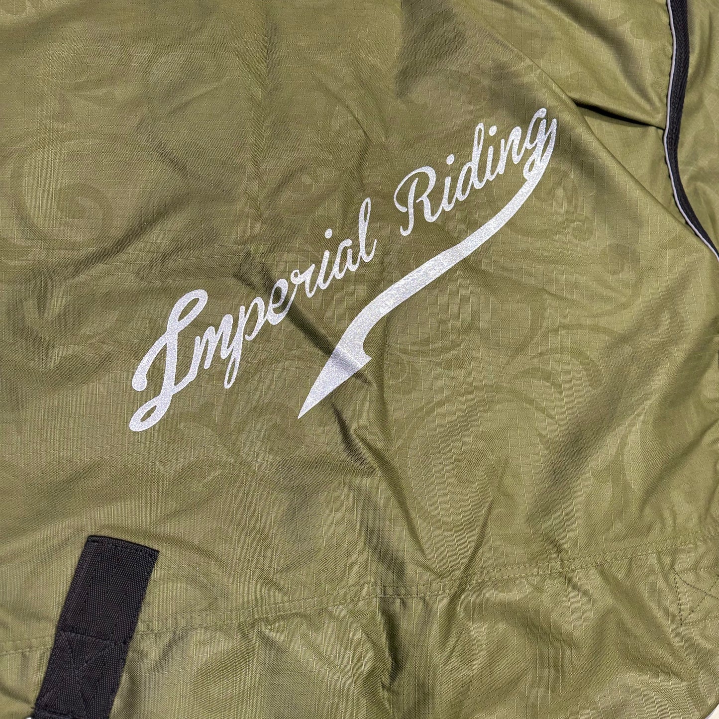 HS#2024 Imperial Riding 5.9"Turnout Fleece Lined Half Neck