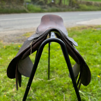 HS#0104 Show Wassal Eldonian Saddle 17"