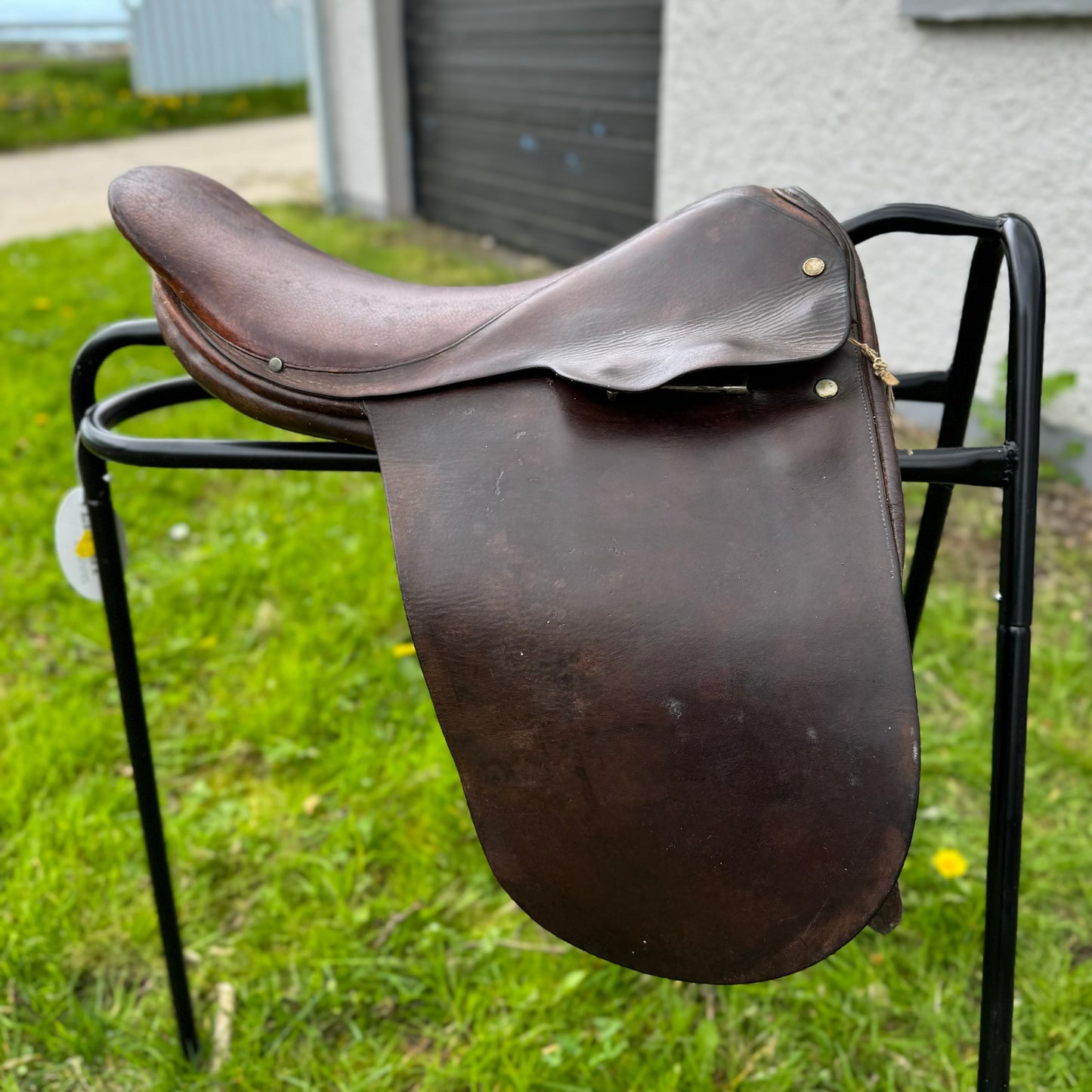 HS#0104 Show Wassal Eldonian Saddle 17"