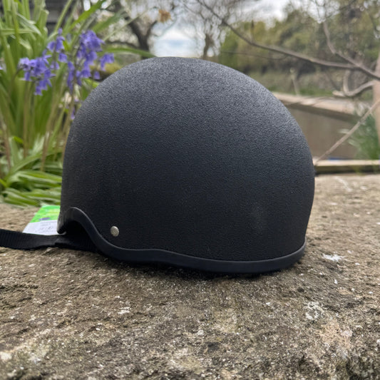 HS#0094.  56-57cm Champion Advantage Skull Cap (Old Standards)