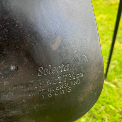 HS#0101 Albion 17.5" N-M Dressage Selecta Saddle