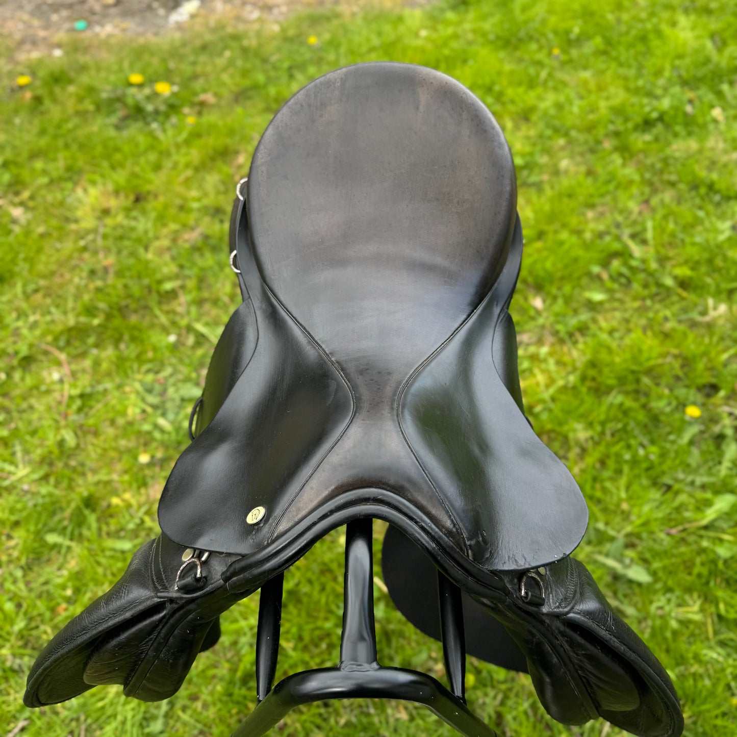 HS#0108 Black 18" Gp Saddle