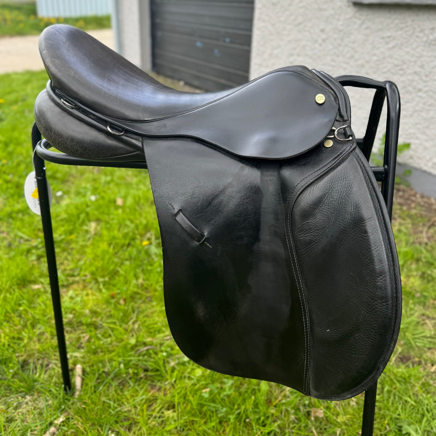 HS#0108 Black 18" Gp Saddle