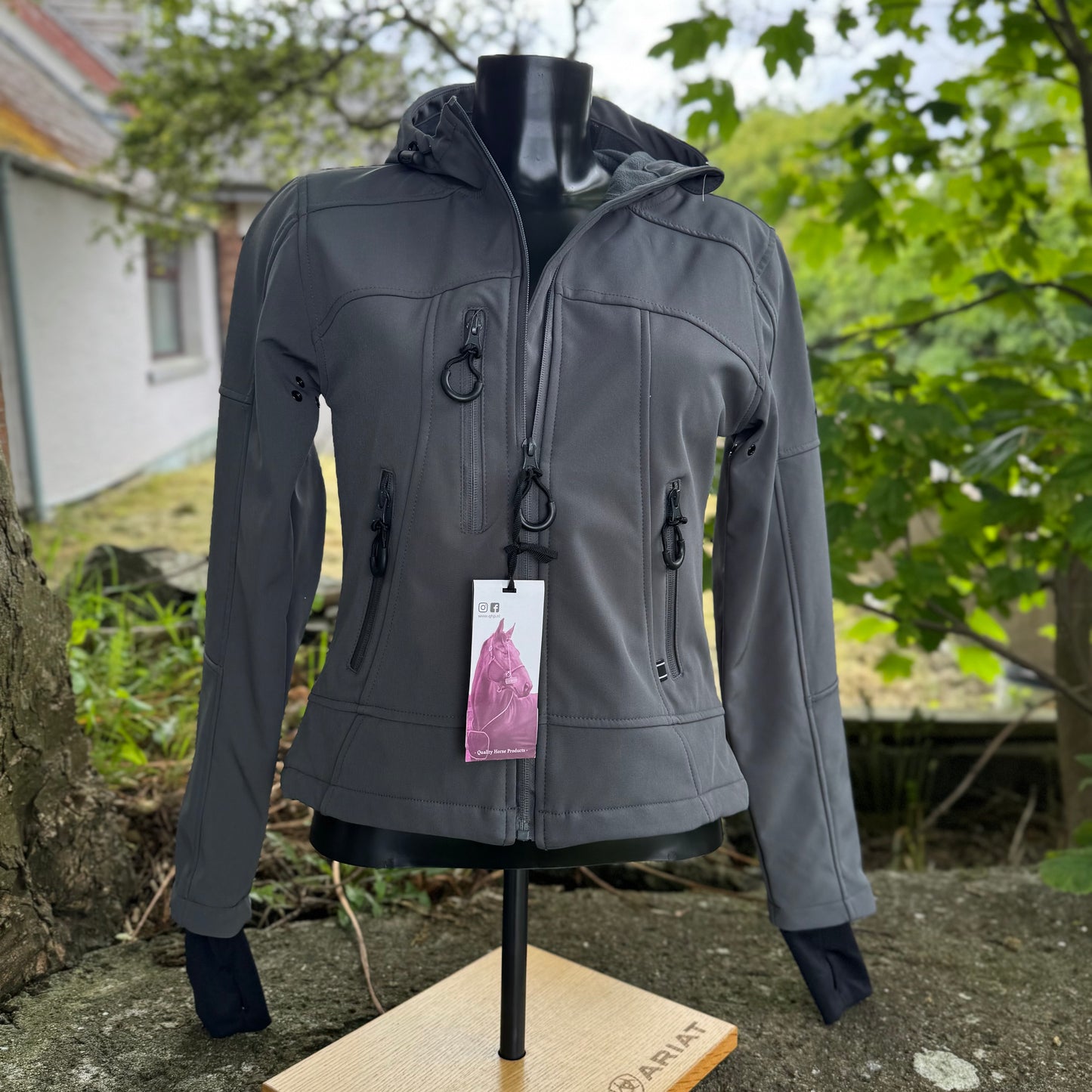 HS#0016 QHP Ladies Softshell Jacket Guen Small