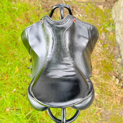 HS#0095 Albion Dressage Saddle 17.5" Medium