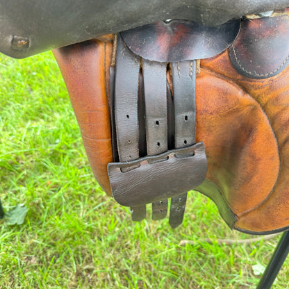 HS#0096 Show Pariani Saddle 18" medium