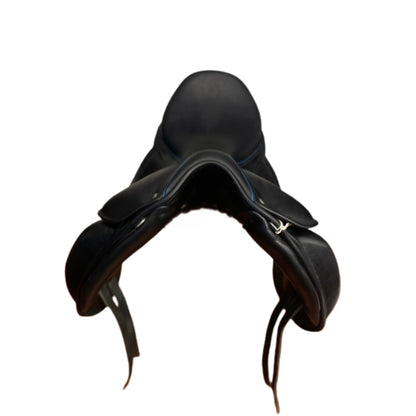 Childeric 18'' Dressage Saddle