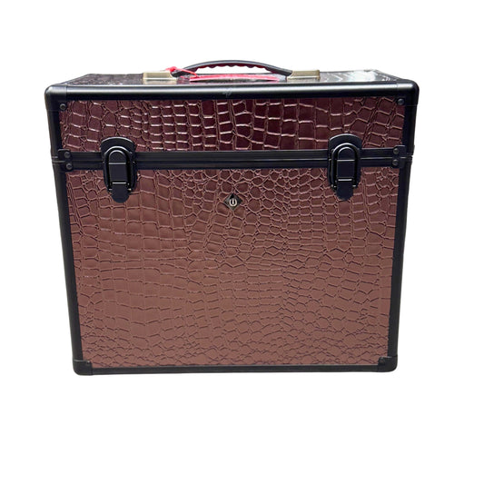 Imperial Riding IRH Basic Slim Line Grooming Box