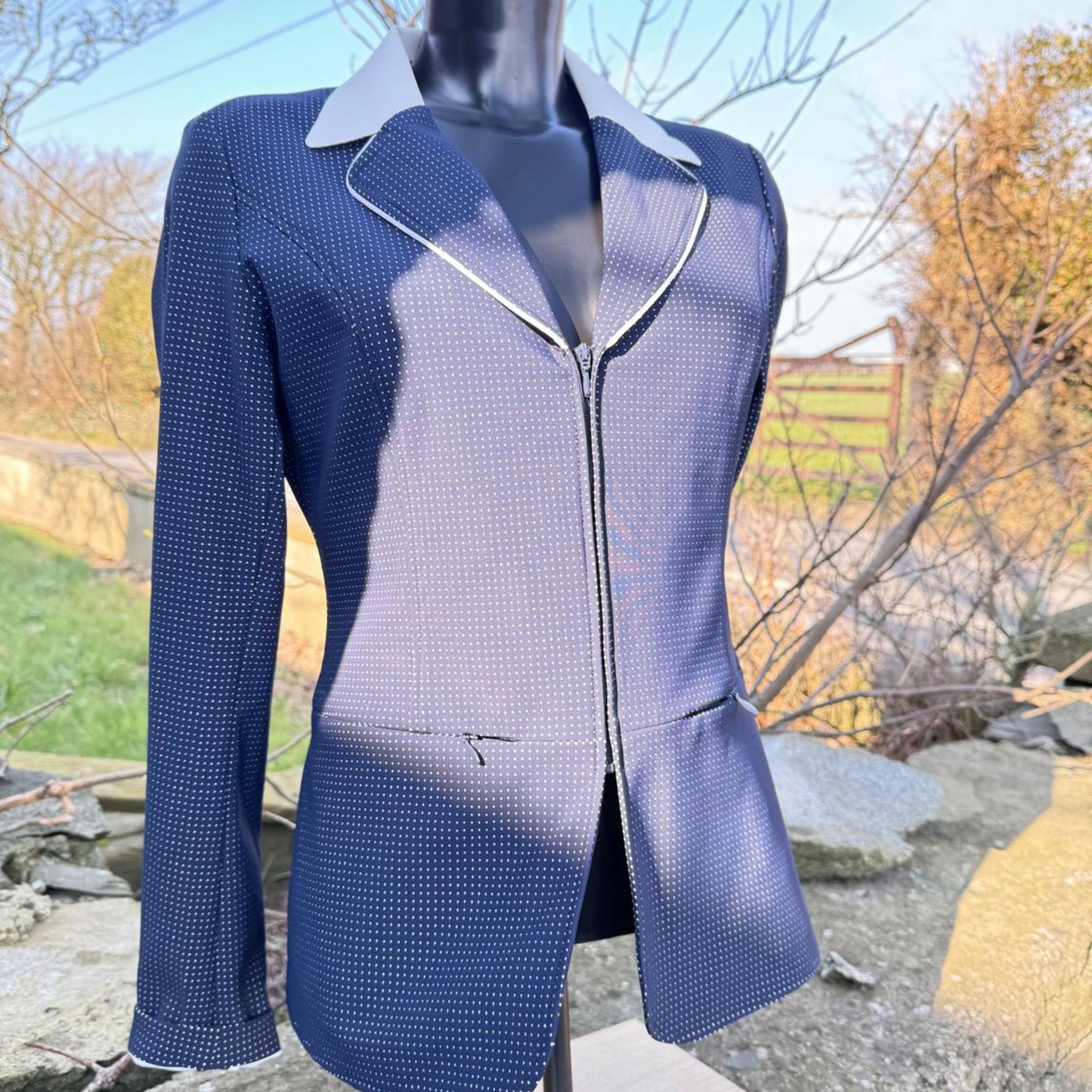 HS#9003 Uk 10 Lightweight Horseware Show Jacket