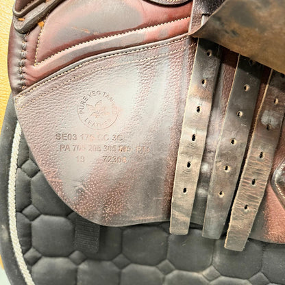 CWD Jump Saddle 17.5 "