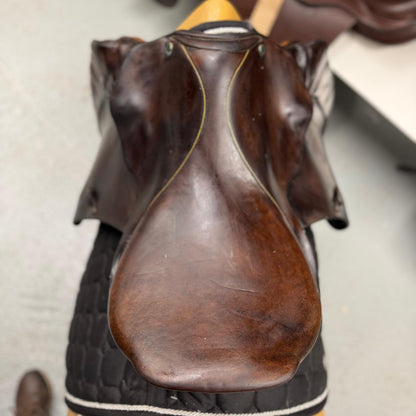 18" Stubben Siegfried CS Jump Hunt Saddle