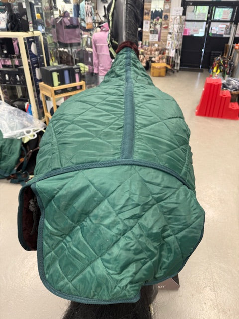 Luxurious fleece stable rug