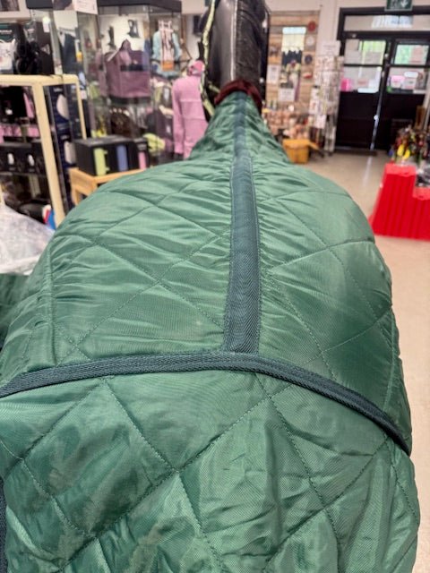 Luxurious fleece stable rug